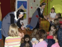 The Little English Theatre - Stories and Songs in English for Children